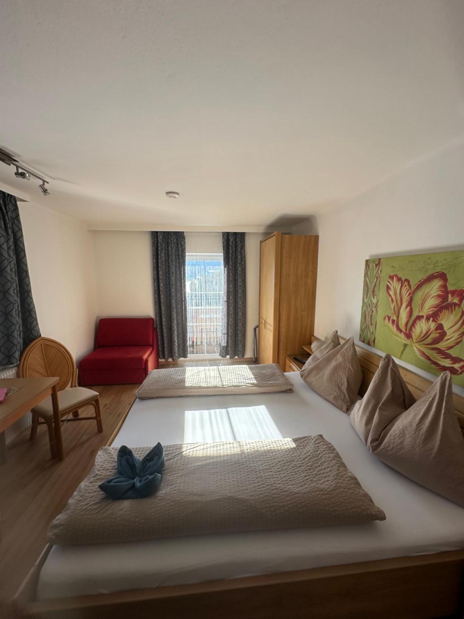 Fruehstueckspension Alpenrose Bed & Breakfast Iselsberg Екстериор снимка