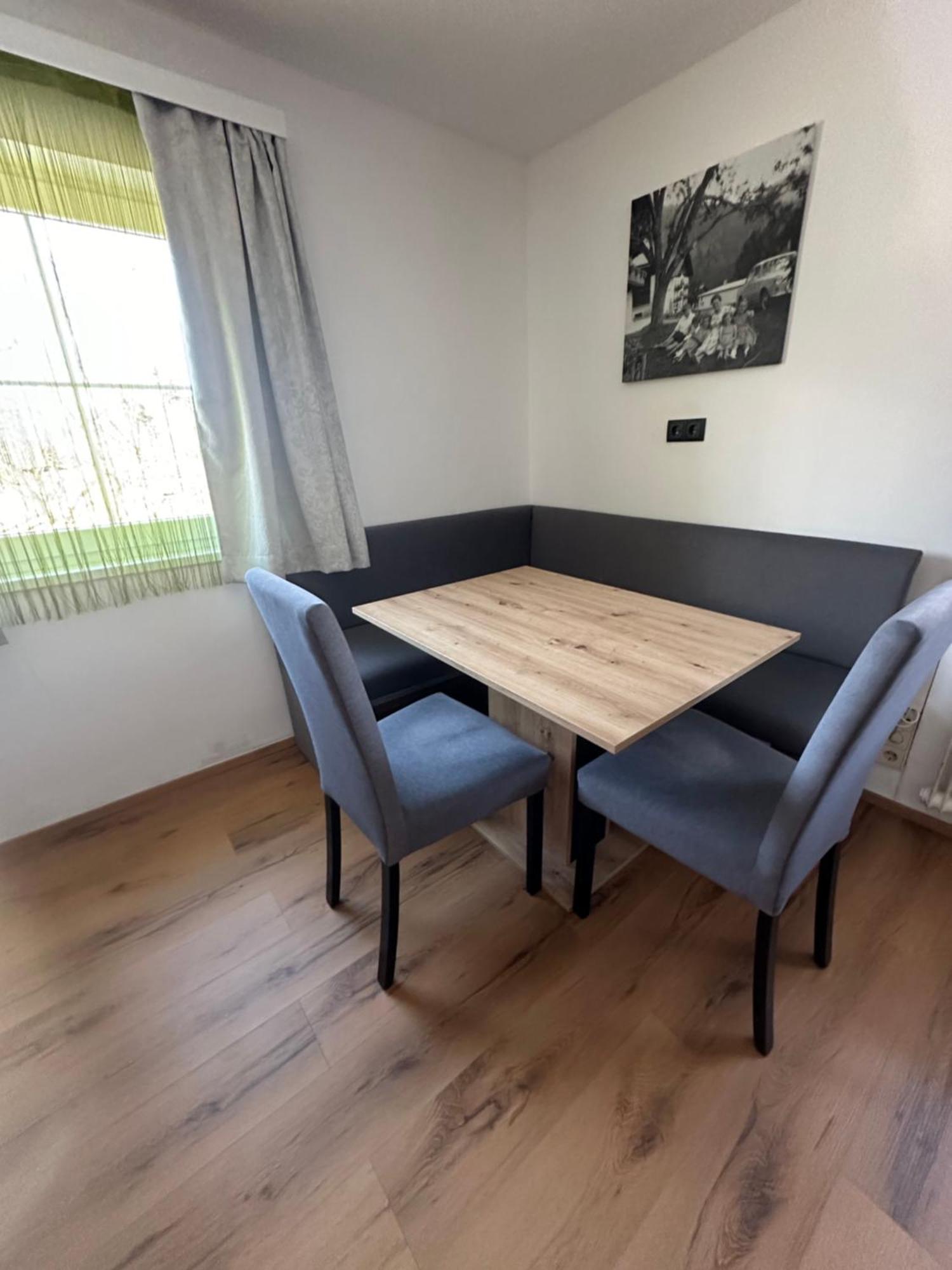 Fruehstueckspension Alpenrose Bed & Breakfast Iselsberg Екстериор снимка